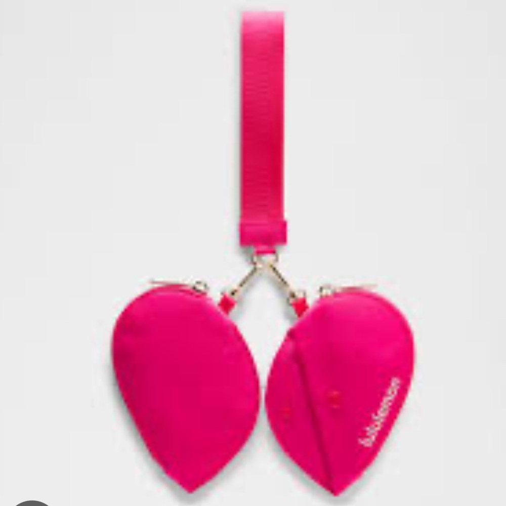 NWT Lululemon Dual Pouch Wristlet Heart - Picture 2 of 2